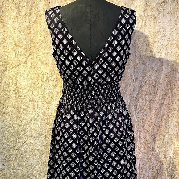 White House Black Market Sleeveless Midi Dress Size 6 - Picture 3 of 5